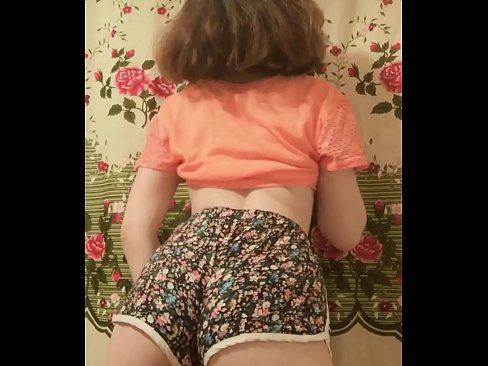 ❤️ Секси млада мадама сваля шортите си пред камерата. ️❌ Супер порно в bg.kiss-x-max.ru ️❤